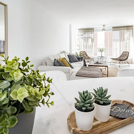 Cpc- Beautiful Flat In With Pool Apartment