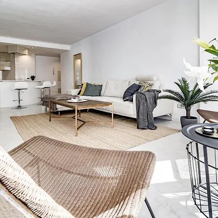 Apartment Cpc- Beautiful Flat In With Pool *